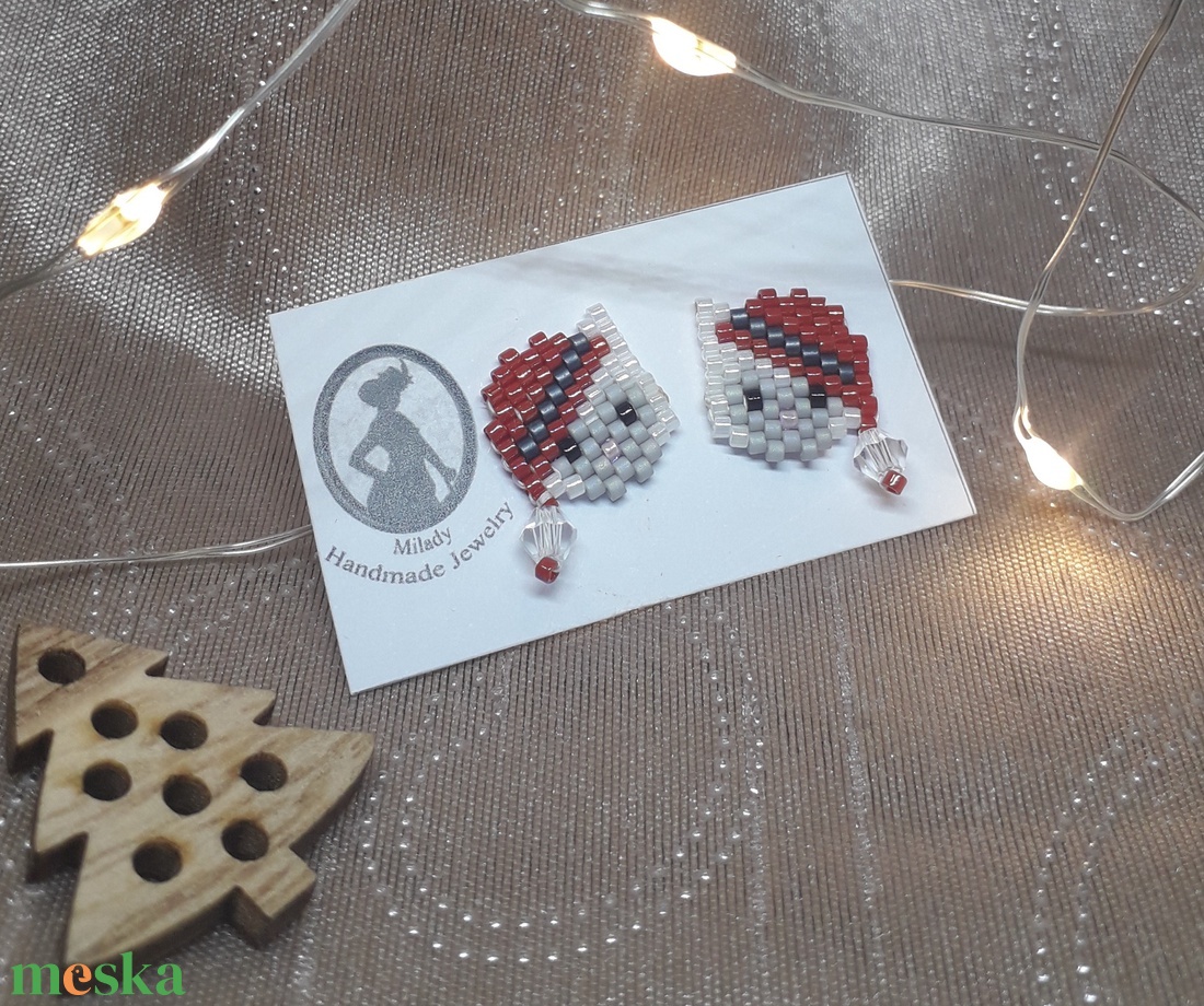 Télapó sapis cica bedugós fülbevaló - ékszer - fülbevaló - pötty fülbevaló - Meska.hu