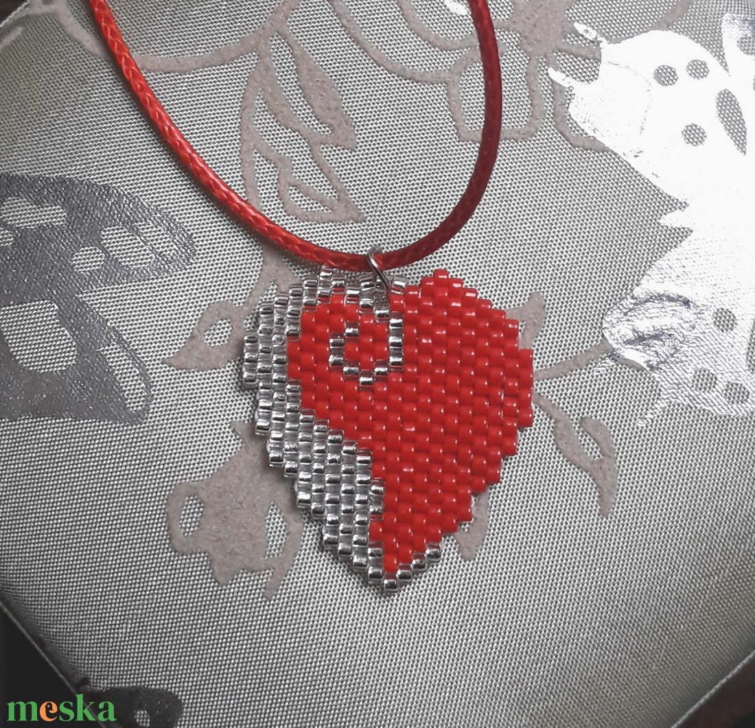 Szív medál - ékszer - nyaklánc - medálos nyaklánc - Meska.hu