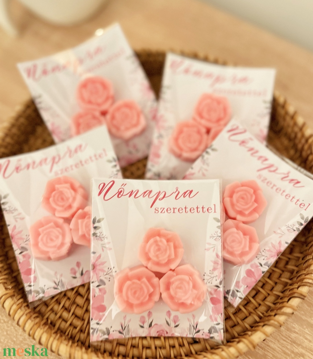 Rózsa formájú illatviasz Nőnapra - otthon & életmód - gyertya, illat, aroma - illatviasz - Meska.hu