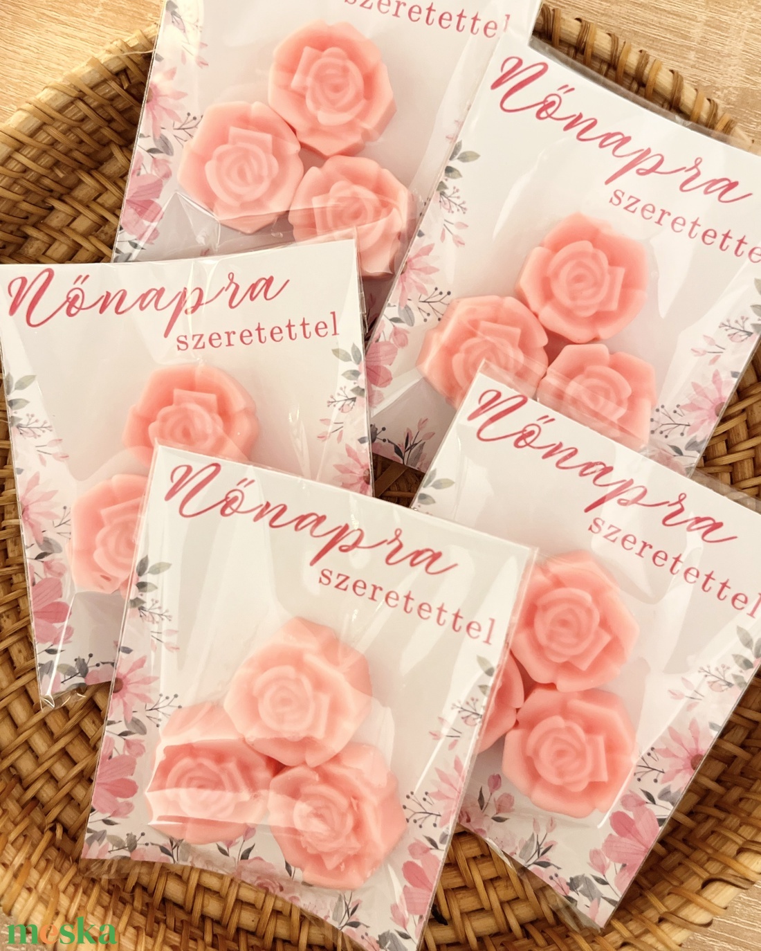 Rózsa formájú illatviasz Nőnapra - otthon & életmód - gyertya, illat, aroma - illatviasz - Meska.hu