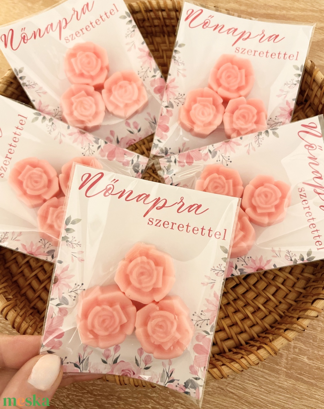 Rózsa formájú illatviasz Nőnapra - otthon & életmód - gyertya, illat, aroma - illatviasz - Meska.hu