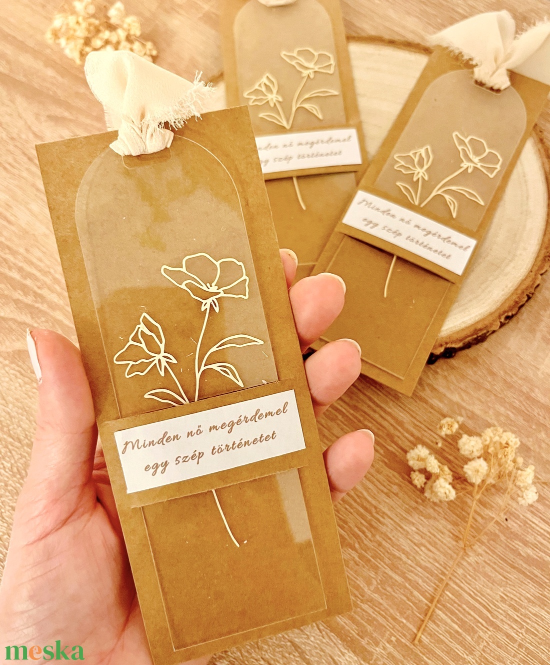 Akril könyvjelző nőnapra - könyv & zene - könyvjelző - Meska.hu