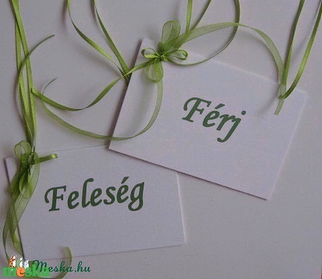 MR és MRS tábla - esküvő - dekoráció fotózáshoz - székjelölőhöz - egyedi  - esküvő - dekoráció - tábla & jelzés - Meska.hu