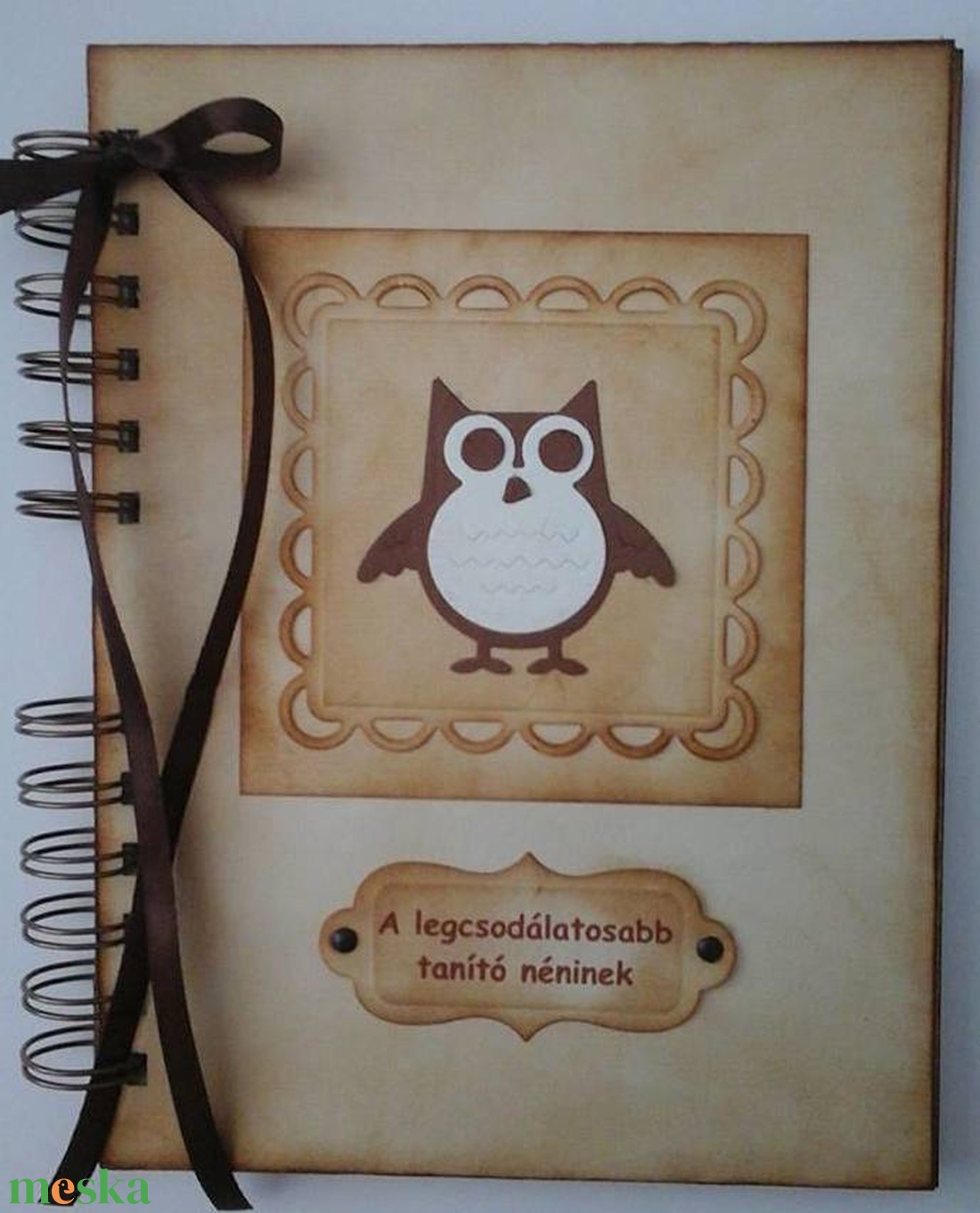 Diáküzenetek - Pedagógusajándék - búcsúalbum - ballagás - emlékmegőrző - bagoly - útravaló üzenetek gyermekednek -emlék - otthon & életmód - papír, írószer - album & fotóalbum - Meska.hu Diáküzenetek - Pedagógusajándék - búcsúalbum - ballagás - emlékmegőrző - bagoly - útravaló üzenetek gyermekednek -emlék - otthon & életmód - papír, írószer - album & fotóalbum - Meska.hu