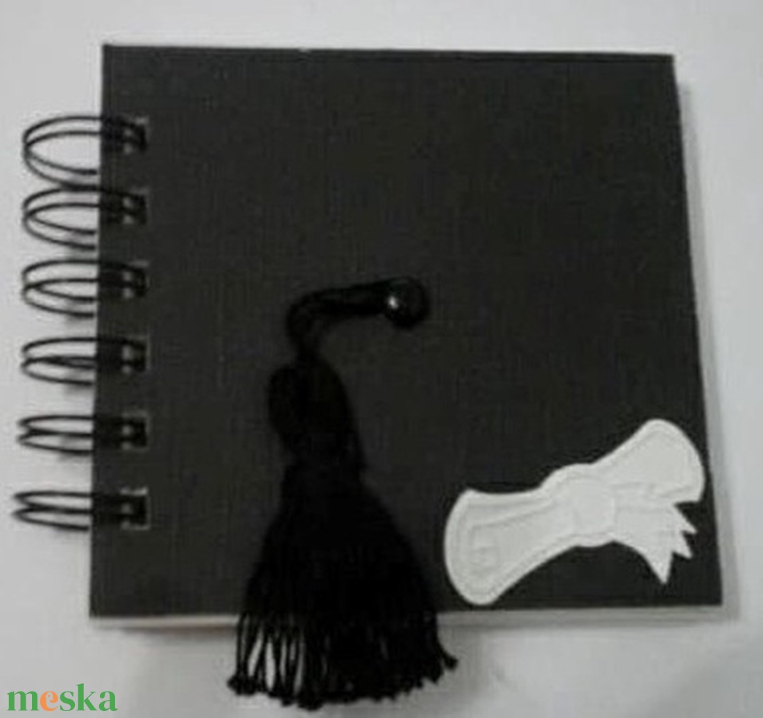 Diplomaátadás - ballagás  - album - jókívánságok - fényképek - útravaló gondolatok - örök emlék a jövőnek - kézírás - otthon & életmód - papír, írószer - album & fotóalbum - Meska.hu