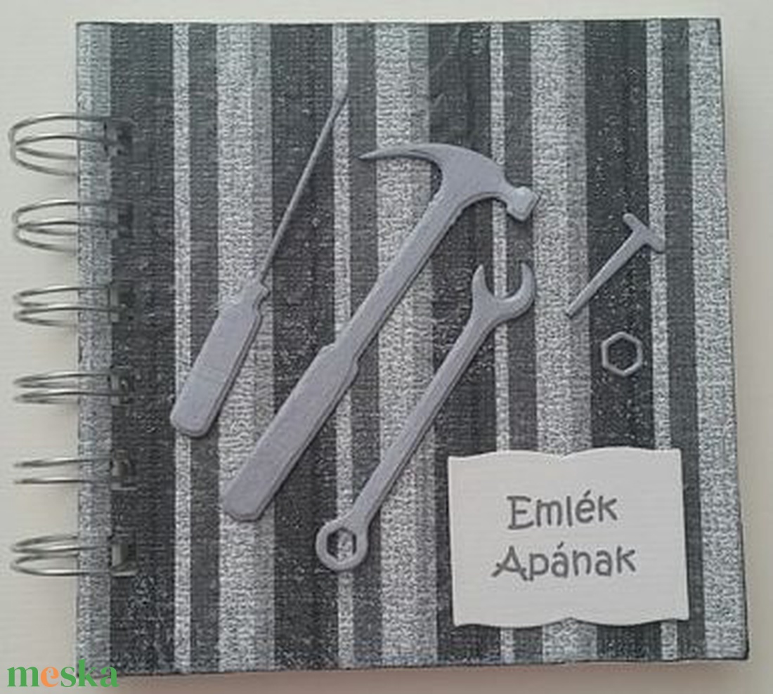 Emlék apának - Apa munkái - Születésnapi jókívánság - Legénybúcsú - Apák napja - szülőköszöntő album - Vőlegény album - otthon & életmód - papír, írószer - album & fotóalbum - Meska.hu