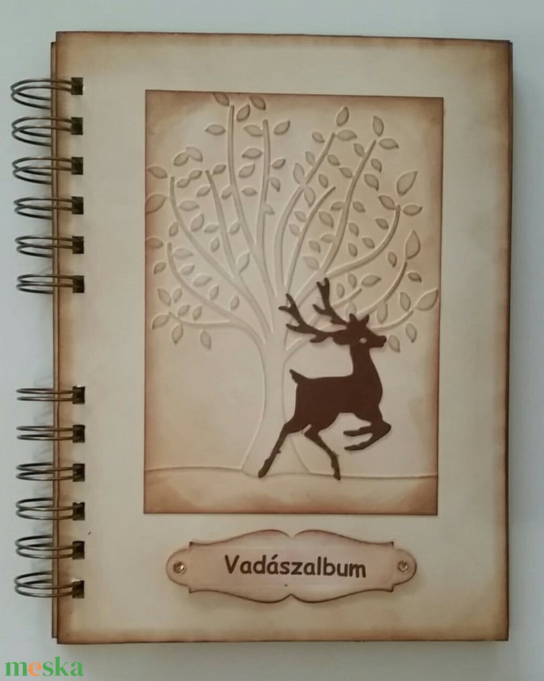 Vadászalbum - hobbym - vadászéveim - fa- szarvas - emlékmegőrző album - jókívánságkönyv - nyugdíjasbúcsúztató - egyedi - otthon & életmód - papír, írószer - album & fotóalbum - Meska.hu Vadászalbum - hobbym - vadászéveim - fa- szarvas - emlékmegőrző album - jókívánságkönyv - nyugdíjasbúcsúztató - egyedi - otthon & életmód - papír, írószer - album & fotóalbum - Meska.hu