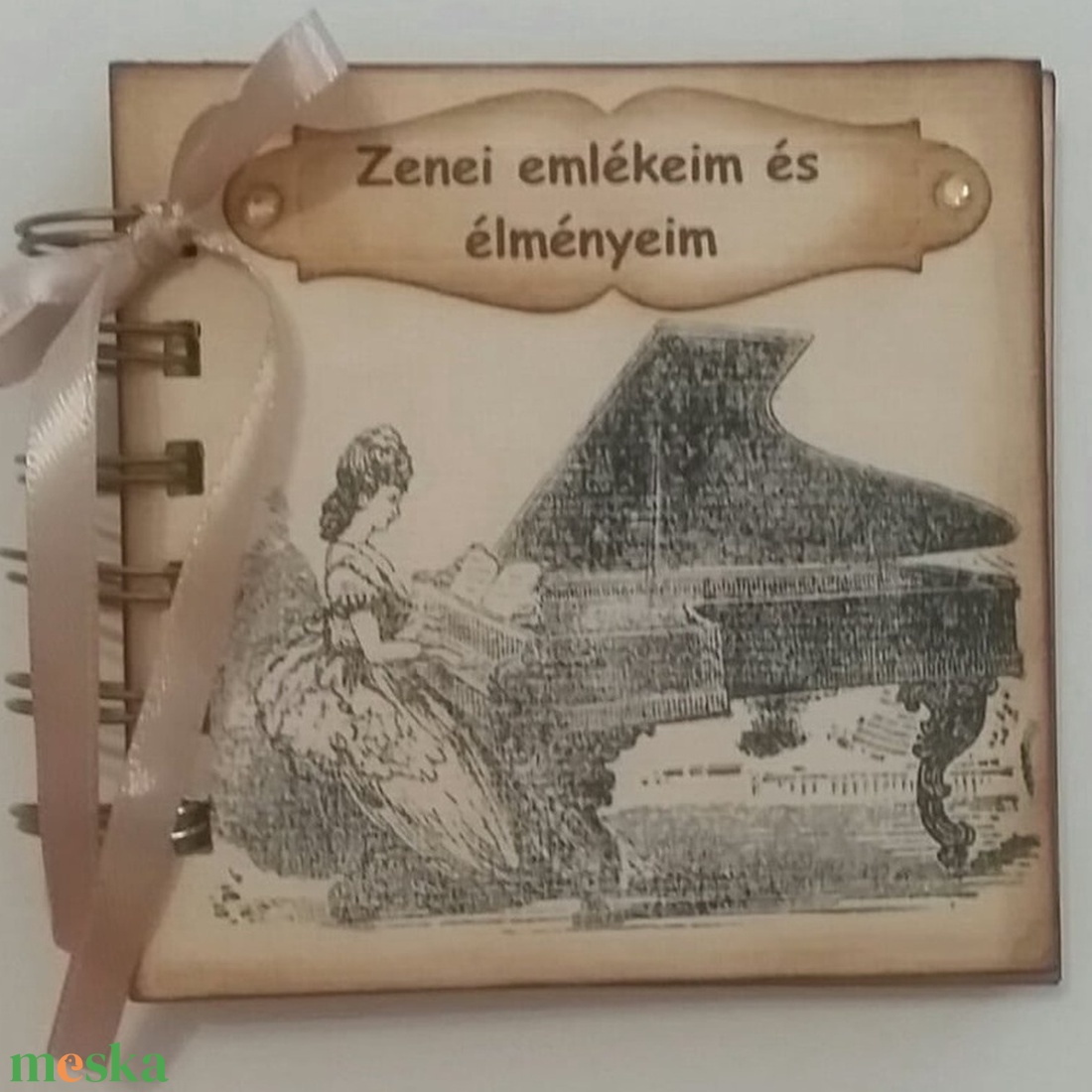 Zenei emlékeim és élményeim - Napló/album - csoportajándék - zongorázni tanulok - napi feladataim - zeneiskolás emékek - otthon & életmód - papír, írószer - album & fotóalbum - Meska.hu Zenei emlékeim és élményeim - Napló/album - csoportajándék - zongorázni tanulok - napi feladataim - zeneiskolás emékek - otthon & életmód - papír, írószer - album & fotóalbum - Meska.hu