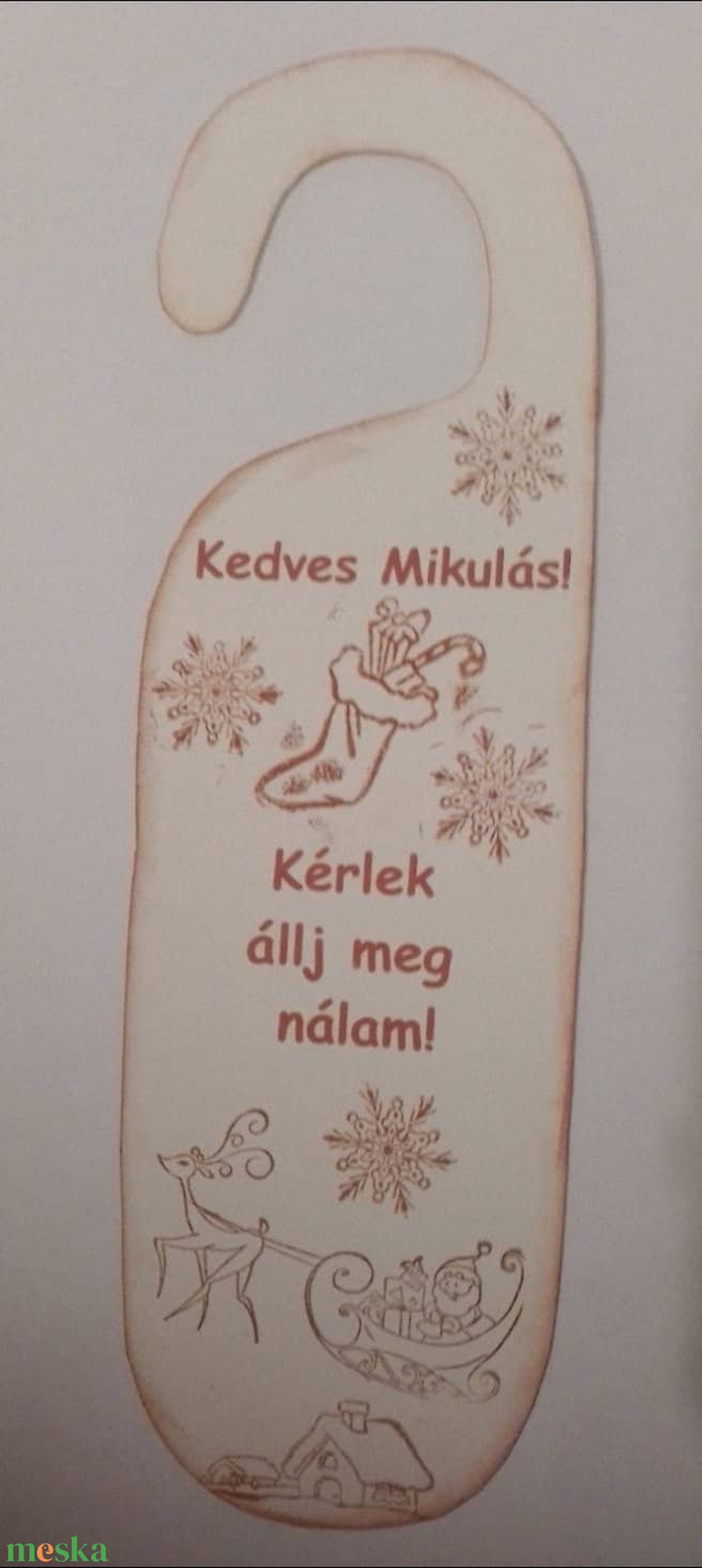 Mikulásváró - ajtókilincsdísz - jó gyerekek ajándéka - december 6. - egyedi ajándék - csoportajándék - gyermekednek - karácsony - mikulás - mikulás ajándékok - Meska.hu