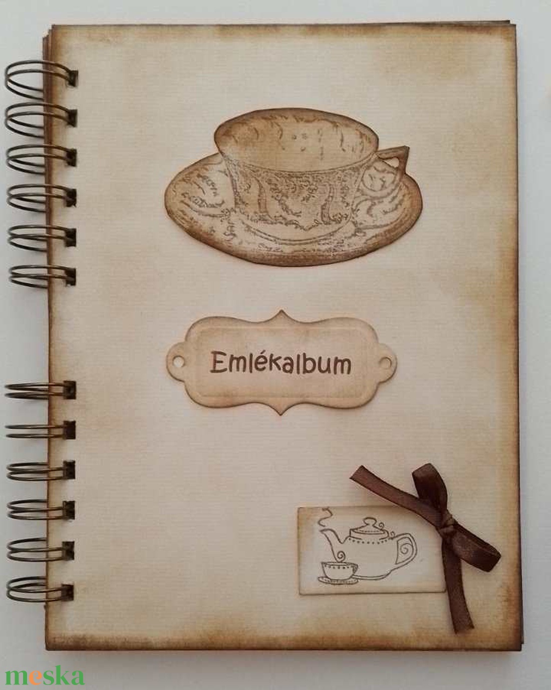 Album a teázást kedvelőknek - Teázás a barátnőmmel - teadélutánok - teázási szokások - teafélék - emlékmegőrzés -egyedi - otthon & életmód - papír, írószer - album & fotóalbum - Meska.hu