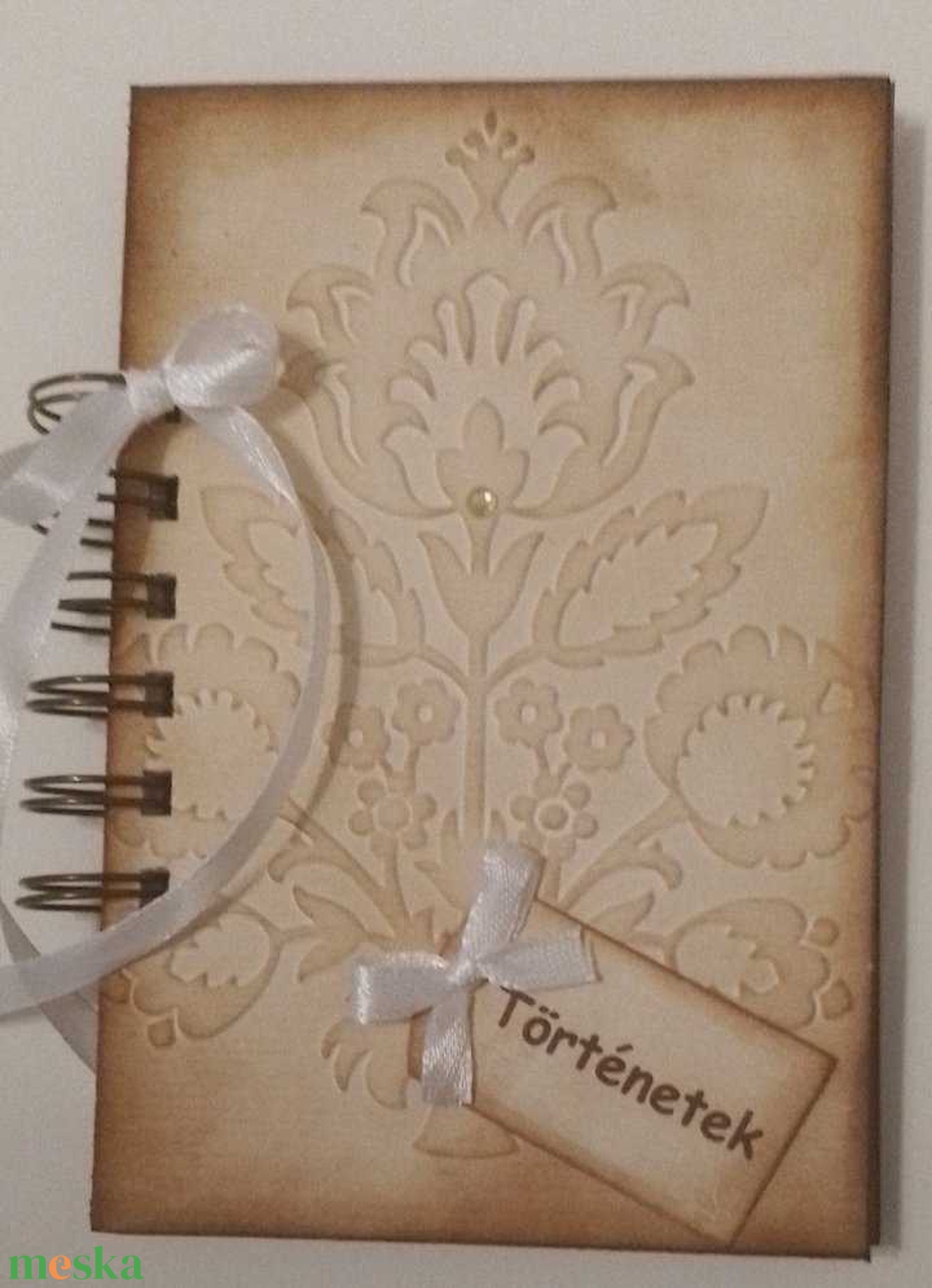 Szakácskönyv - családi,  régóta őrzött receptek - emlékmegőrző albumok  - családi ünnepek - egyedi ajándékötlet - emlék - otthon & életmód - konyhafelszerelés, tálalás - sütés, főzés - receptfüzet - Meska.hu