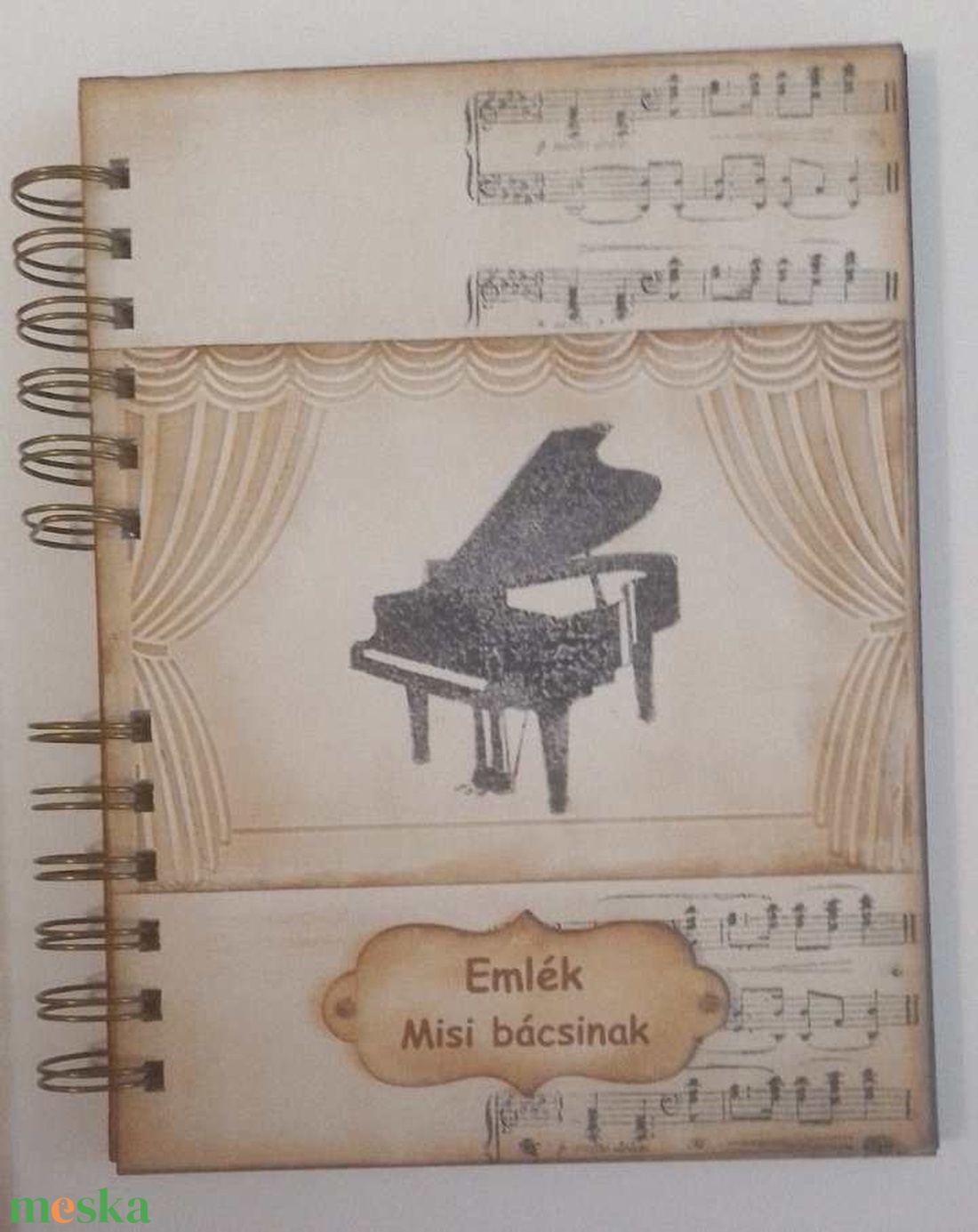 Zongorajáték - zenekedvelőknek , zenetanároknak - album - zongoraverseny - koncertek- zeneiskolás vagyok -örök emlék - otthon & életmód - papír, írószer - album & fotóalbum - Meska.hu Zongorajáték - zenekedvelőknek , zenetanároknak - album - zongoraverseny - koncertek- zeneiskolás vagyok -örök emlék - otthon & életmód - papír, írószer - album & fotóalbum - Meska.hu