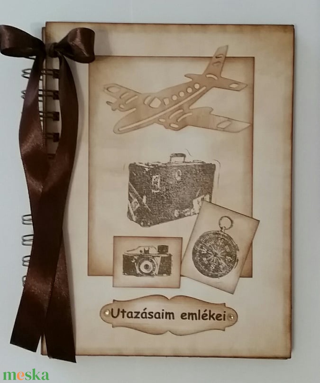 Reptér - Utazz velem - Felhők között - emlékmegőrző album - reptéri jegyzetek - nászút - utazási ajándék - örök emlék - otthon & életmód - papír, írószer - album & fotóalbum - Meska.hu Reptér - Utazz velem - Felhők között - emlékmegőrző album - reptéri jegyzetek - nászút - utazási ajándék - örök emlék - otthon & életmód - papír, írószer - album & fotóalbum - Meska.hu