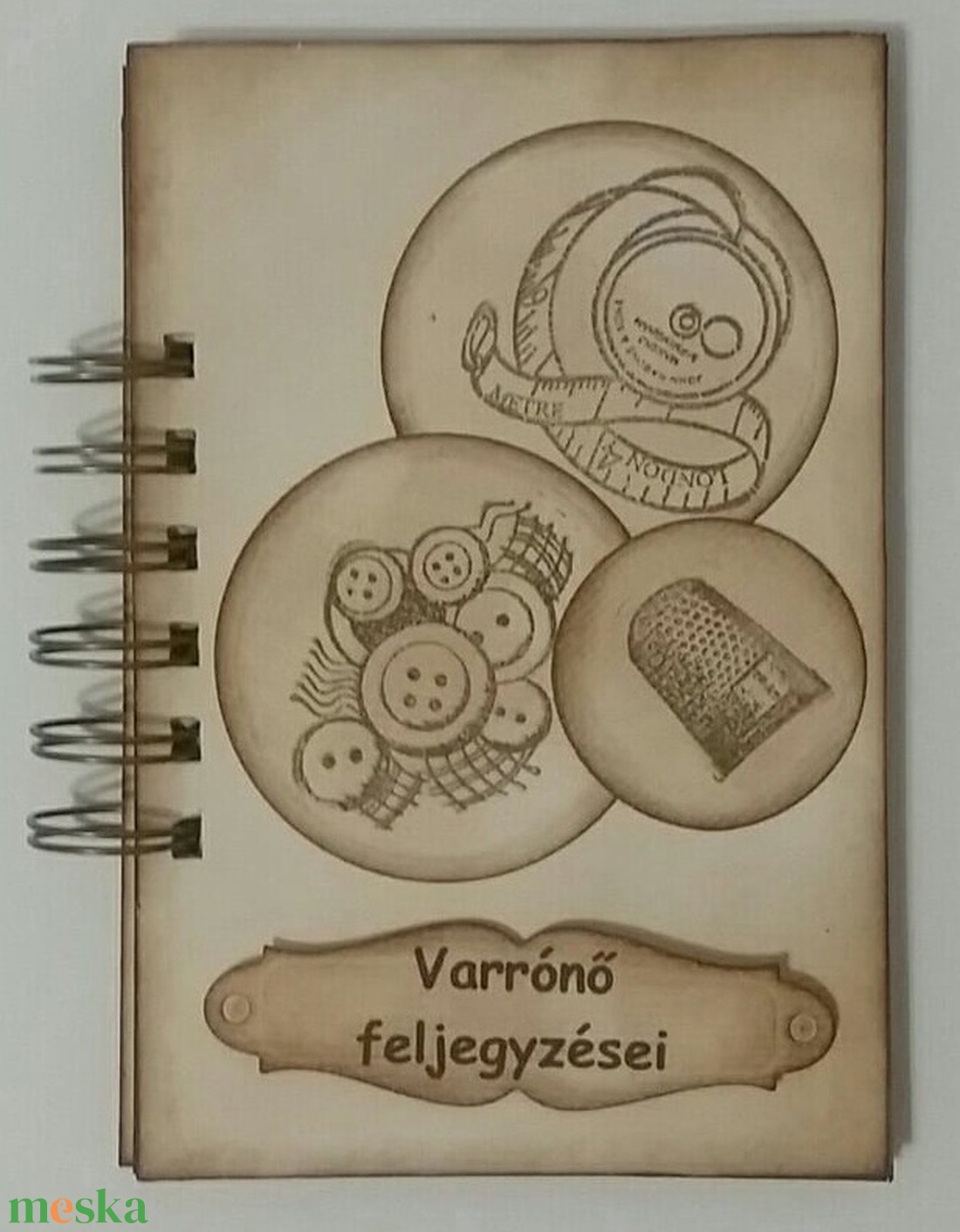 Ajándékötlet a varrást kedvelőknek - foltvarrás -patwork- emléklap - rendezvény - találkozó - kiállítás ajándéka 2 - otthon & életmód - papír, írószer - album & fotóalbum - Meska.hu Ajándékötlet a varrást kedvelőknek - foltvarrás -patwork- emléklap - rendezvény - találkozó - kiállítás ajándéka 2 - otthon & életmód - papír, írószer - album & fotóalbum - Meska.hu