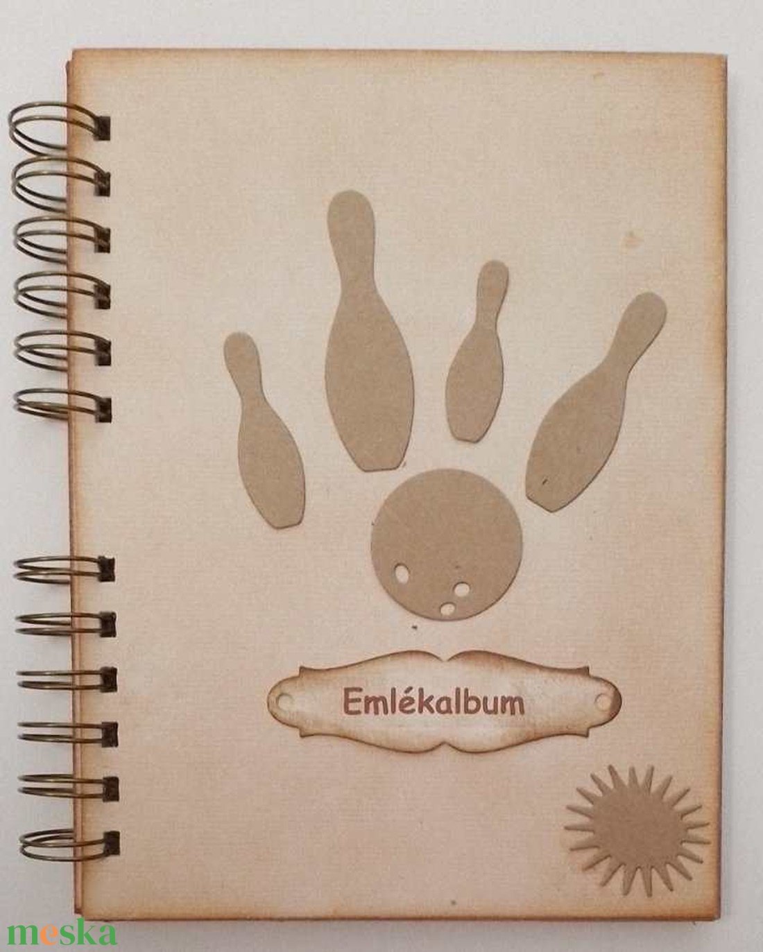 Görkorcsolyázó fiatalok albuma - emlékírás - élménybeszámoló - fiatalok - tervek és elképzelések - emlékmegőrzés -egyedi - otthon & életmód - papír, írószer - album & fotóalbum - Meska.hu Görkorcsolyázó fiatalok albuma - emlékírás - élménybeszámoló - fiatalok - tervek és elképzelések - emlékmegőrzés -egyedi - otthon & életmód - papír, írószer - album & fotóalbum - Meska.hu