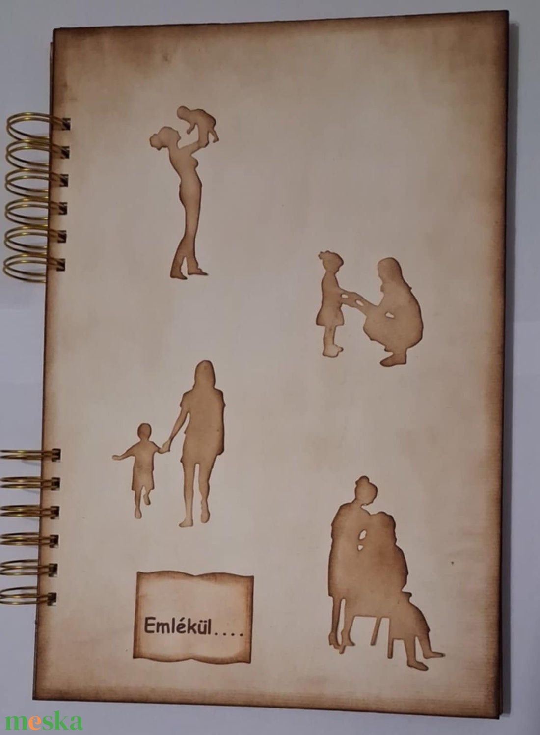 Családi emlékkönyv - emlékmegőrző album - az én anyukám - emlék a jövőnek - jelen pillanatai  -családi ünnepek ajándéka - otthon & életmód - papír, írószer - album & fotóalbum - Meska.hu