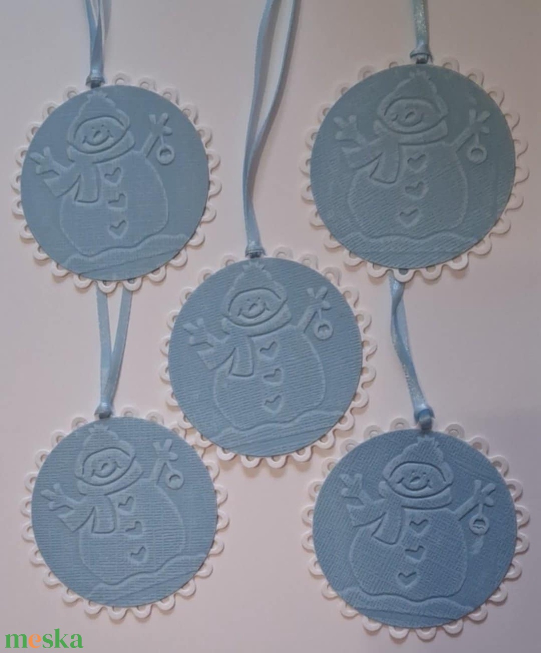 Vidám hóemberek - ajándékkísérő - téli születésnapok, névnapok, családi ünnepek ajándékaihoz - karácsony - emlékajándék - otthon & életmód - papír, írószer - ajándékozás kellékei - ajándékkísérő - Meska.hu