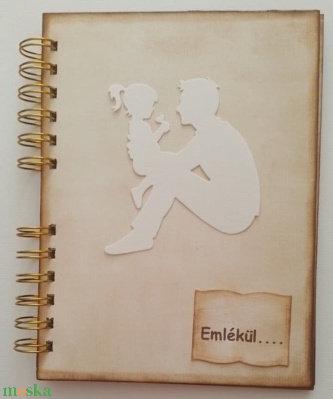 Családi emlékkönyv - emlékmegőrző album - Apa és én - emlék a jövőnek - jelen pillanatai -családi ünnepek ajándéka - otthon & életmód - papír, írószer - album & fotóalbum - Meska.hu
