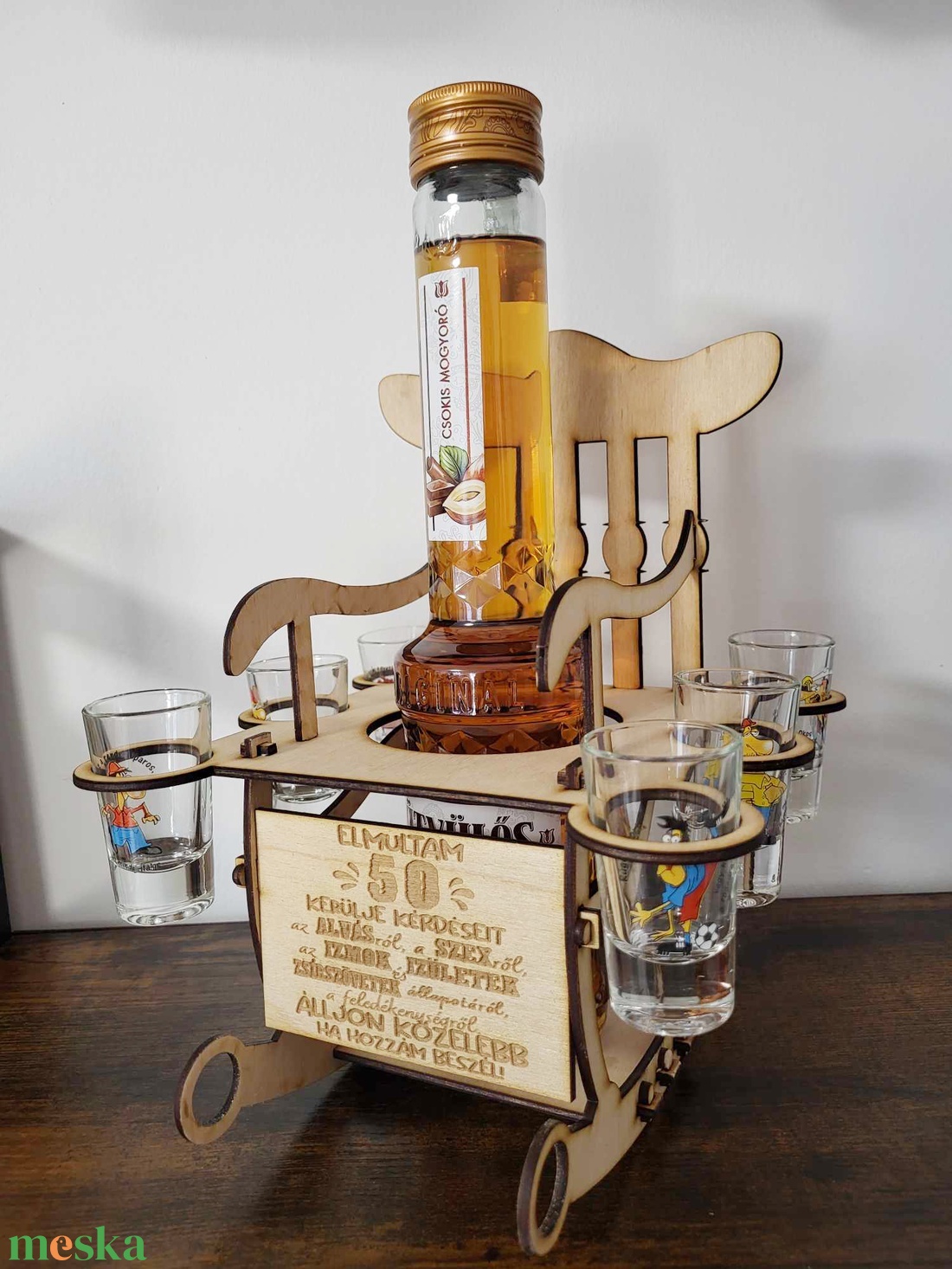 Gravírozható Ital kínáló hintaszék - otthon & életmód - konyhafelszerelés, tálalás - italos kellékek - boros díszdoboz - Meska.hu