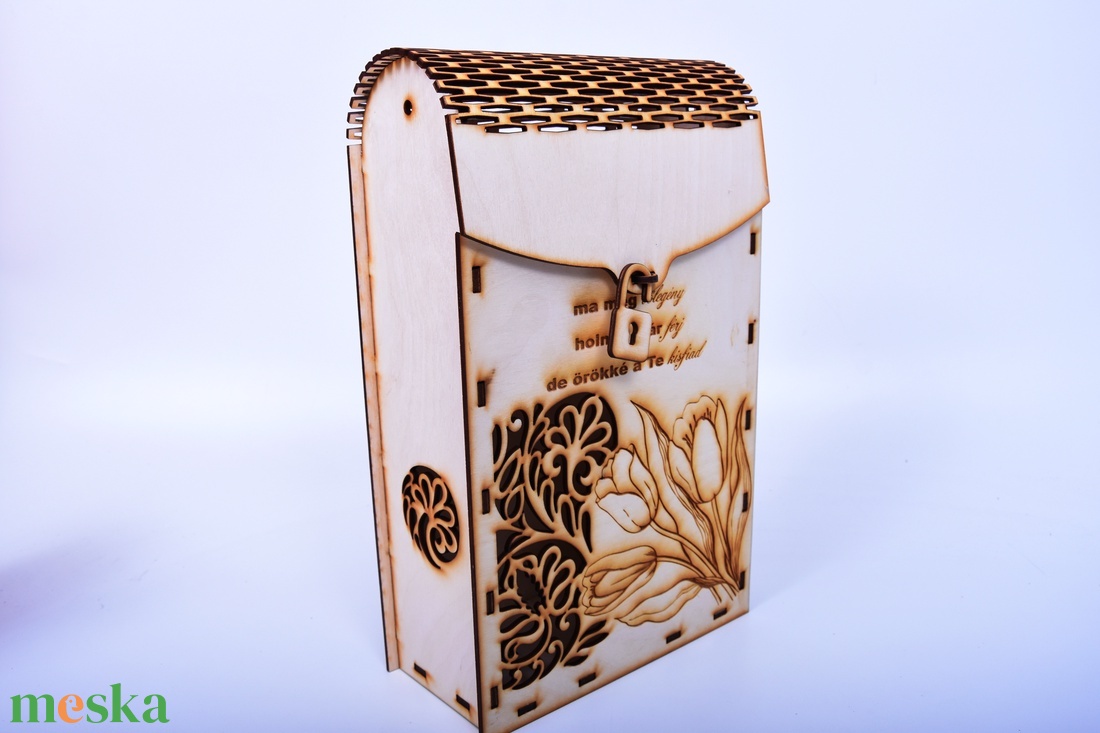 Gravírozott szülőköszöntő italtartó - esküvő - emlék & ajándék - szülőköszöntő ajándék - Meska.hu