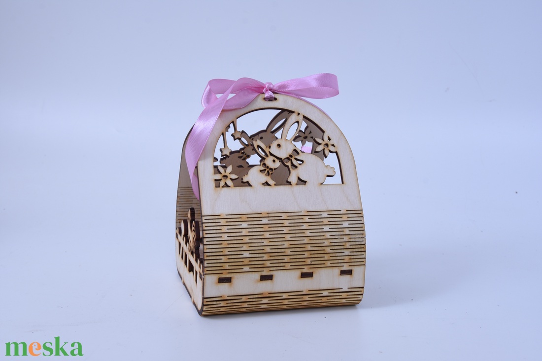 Gravírozott húsvéti kosár - ünnepi díszek, dekorációk - húsvéti díszek és dekorációk - húsvéti asztaldíszek - Meska.hu