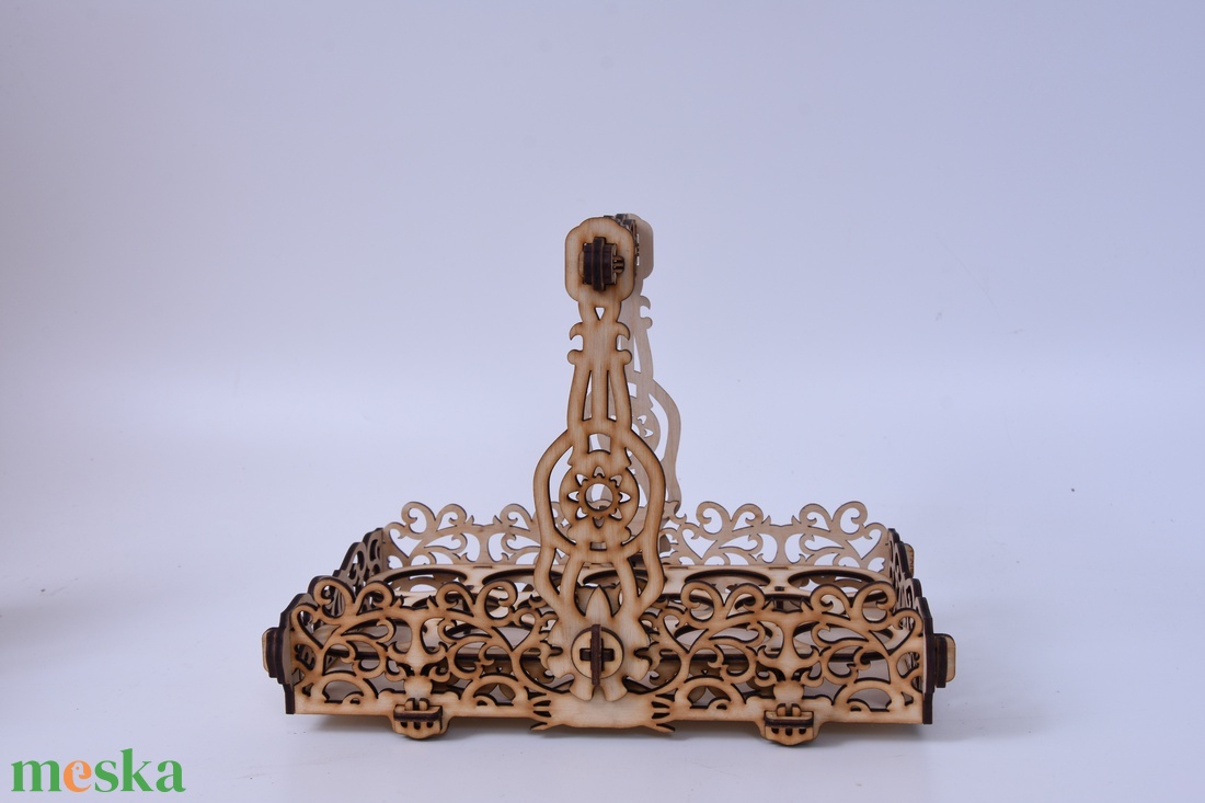 Gravírozott húsvéti kosár - ünnepi díszek, dekorációk - húsvéti díszek és dekorációk - húsvéti asztaldíszek - Meska.hu