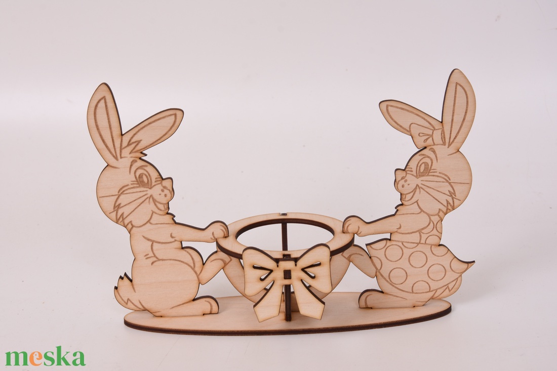 Gravírozott húsvéti nyuszis tojástartó - ünnepi díszek, dekorációk - húsvéti díszek és dekorációk - húsvéti asztaldíszek - Meska.hu