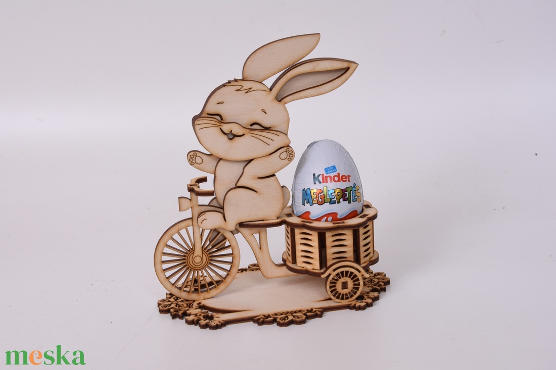 Gravírozott húsvéti nyuszis tojástartó - ünnepi díszek, dekorációk - húsvéti díszek és dekorációk - húsvéti asztaldíszek - Meska.hu