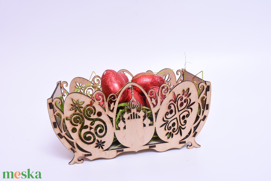 Gravírozott Húsvéti kosár - ünnepi díszek, dekorációk - húsvéti díszek és dekorációk - húsvéti tojástartó - Meska.hu