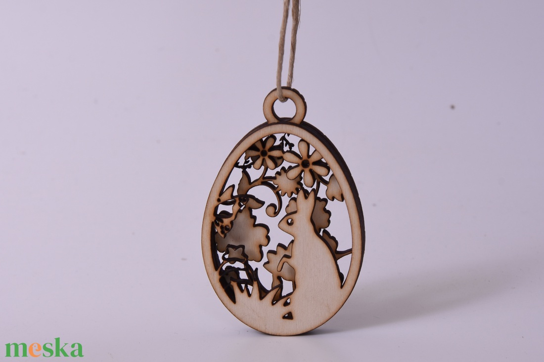 Gravírozott húsvéti tojás névvel - ünnepi díszek, dekorációk - húsvéti díszek és dekorációk - húsvéti tojás, hímestojás - Meska.hu