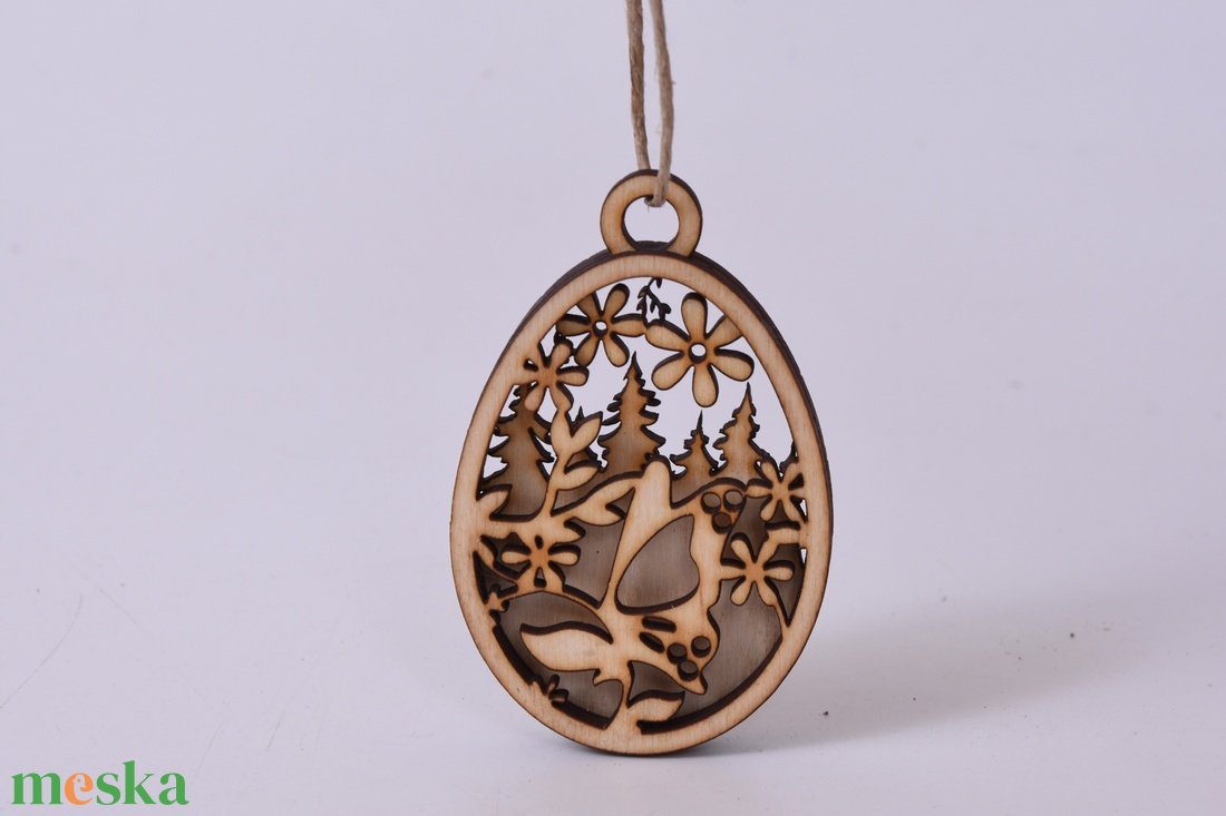 Gravírozott húsvéti tojás névvel - ünnepi díszek, dekorációk - húsvéti díszek és dekorációk - húsvéti tojás, hímestojás - Meska.hu