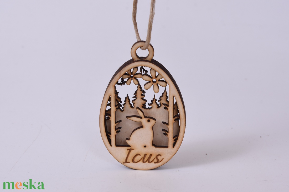 Gravírozott húsvéti tojás névvel - ünnepi díszek, dekorációk - húsvéti díszek és dekorációk - húsvéti tojás, hímestojás - Meska.hu