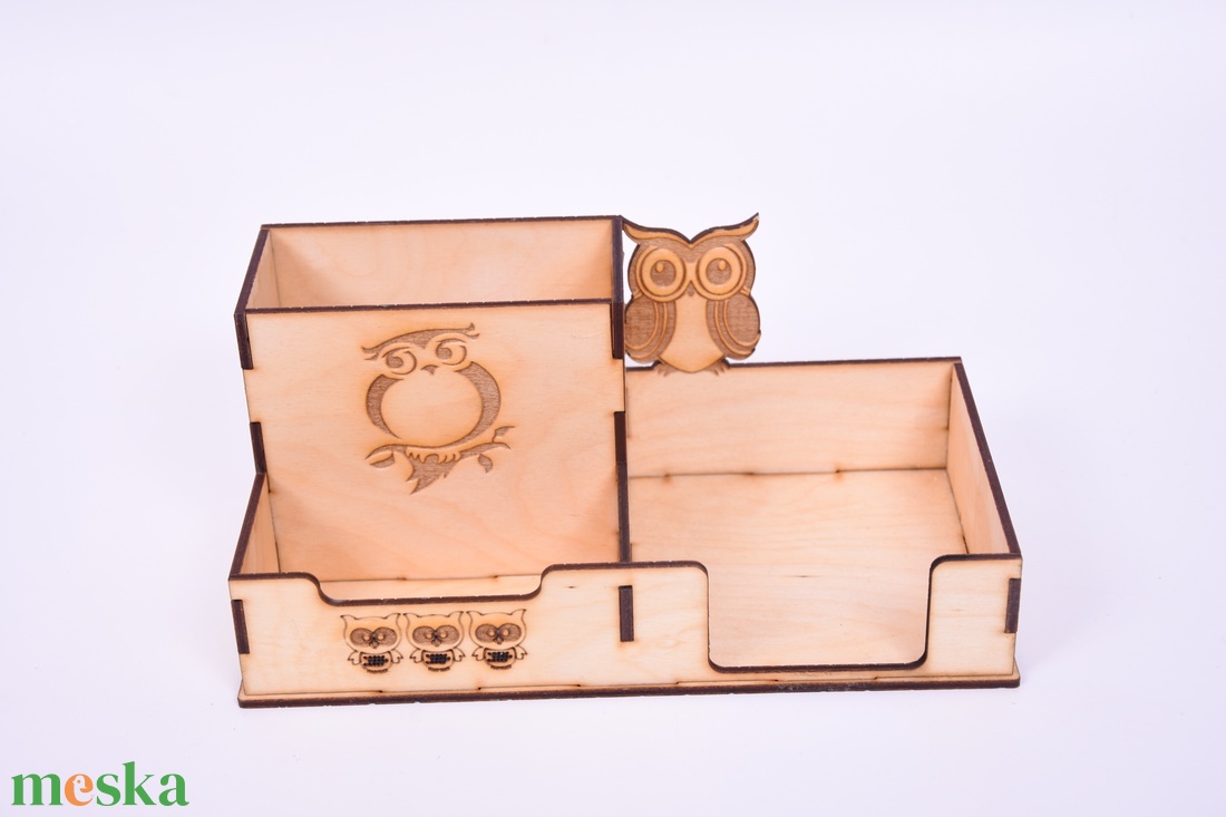 Gravírozott ceruzatartó - otthon & életmód - tárolás & rendszerezés - íróasztali tároló - Meska.hu