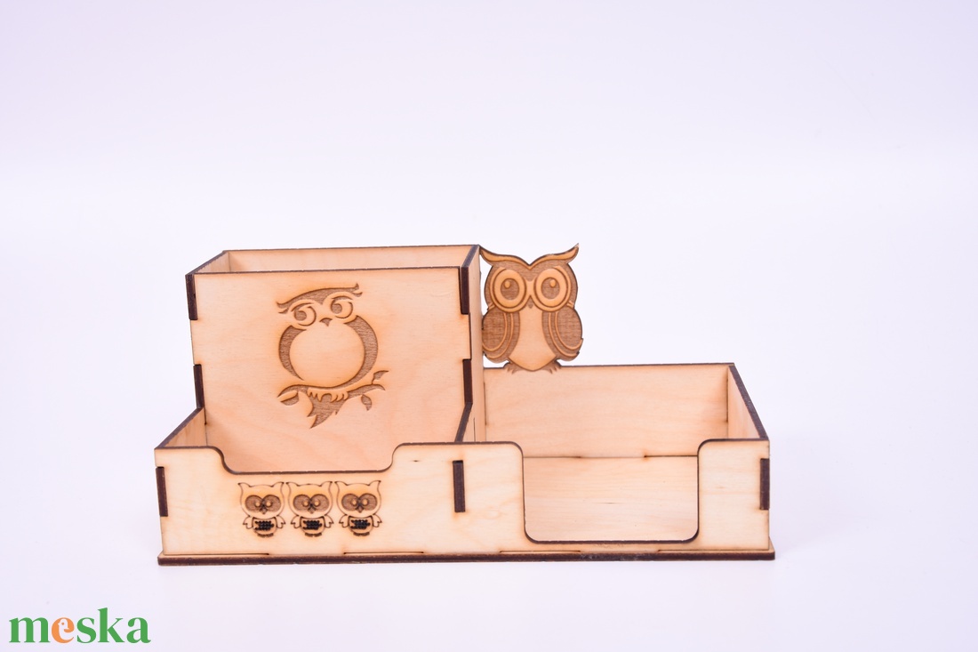 Gravírozott ceruzatartó - otthon & életmód - tárolás & rendszerezés - íróasztali tároló - Meska.hu