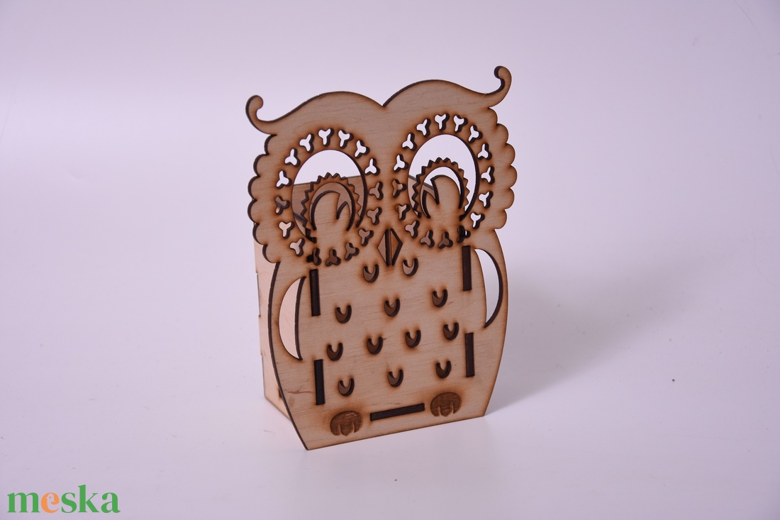 Gravírozott ceruzatartó - otthon & életmód - tárolás & rendszerezés - íróasztali tároló - Meska.hu