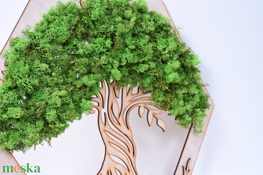 Gravírozott Életfa � Izlandi zuzmóval - otthon & életmód - dekoráció - fali és függő dekoráció - zuzmókép, mohakép - Meska.hu