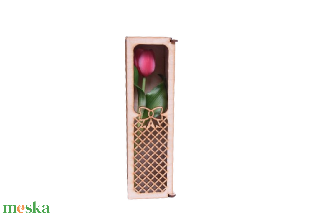 Virág gravírozott dobozban - otthon & életmód - dekoráció - asztal és polc dekoráció - díszdoboz - Meska.hu