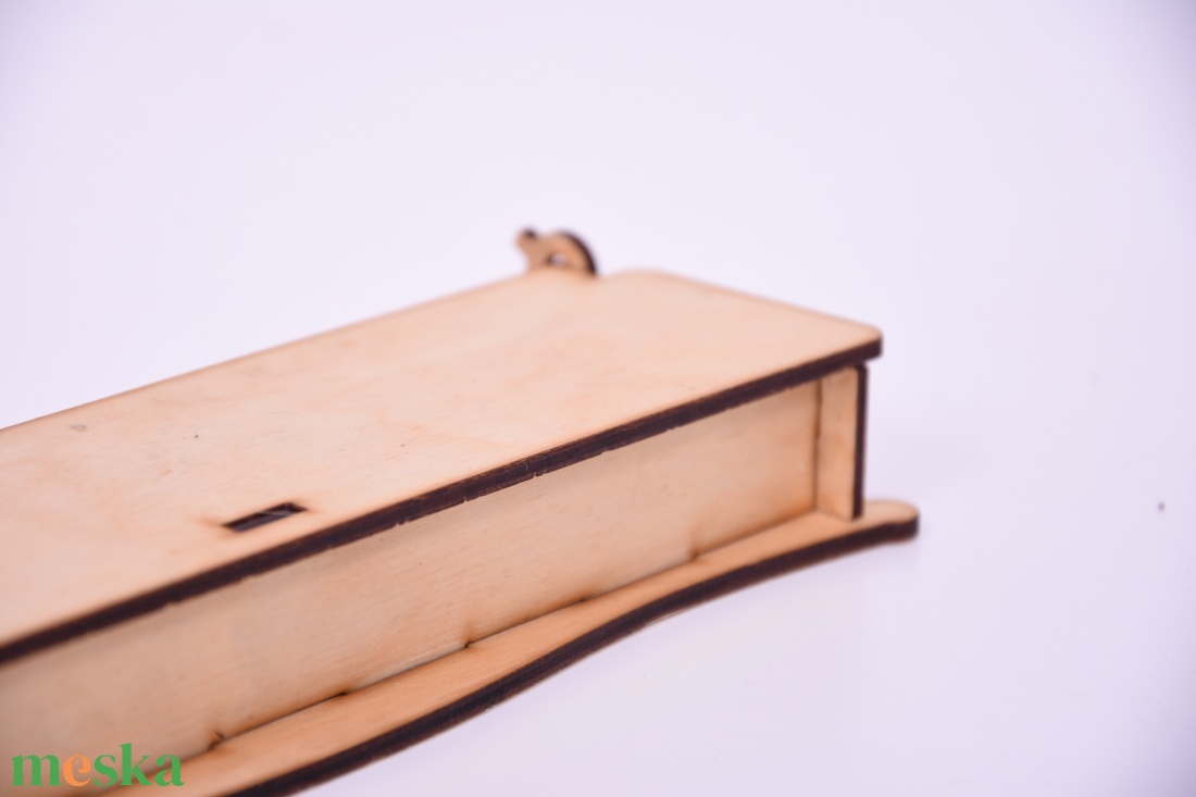 Gravírozott fa doboz - otthon & életmód - dekoráció - asztal és polc dekoráció - díszdoboz - Meska.hu