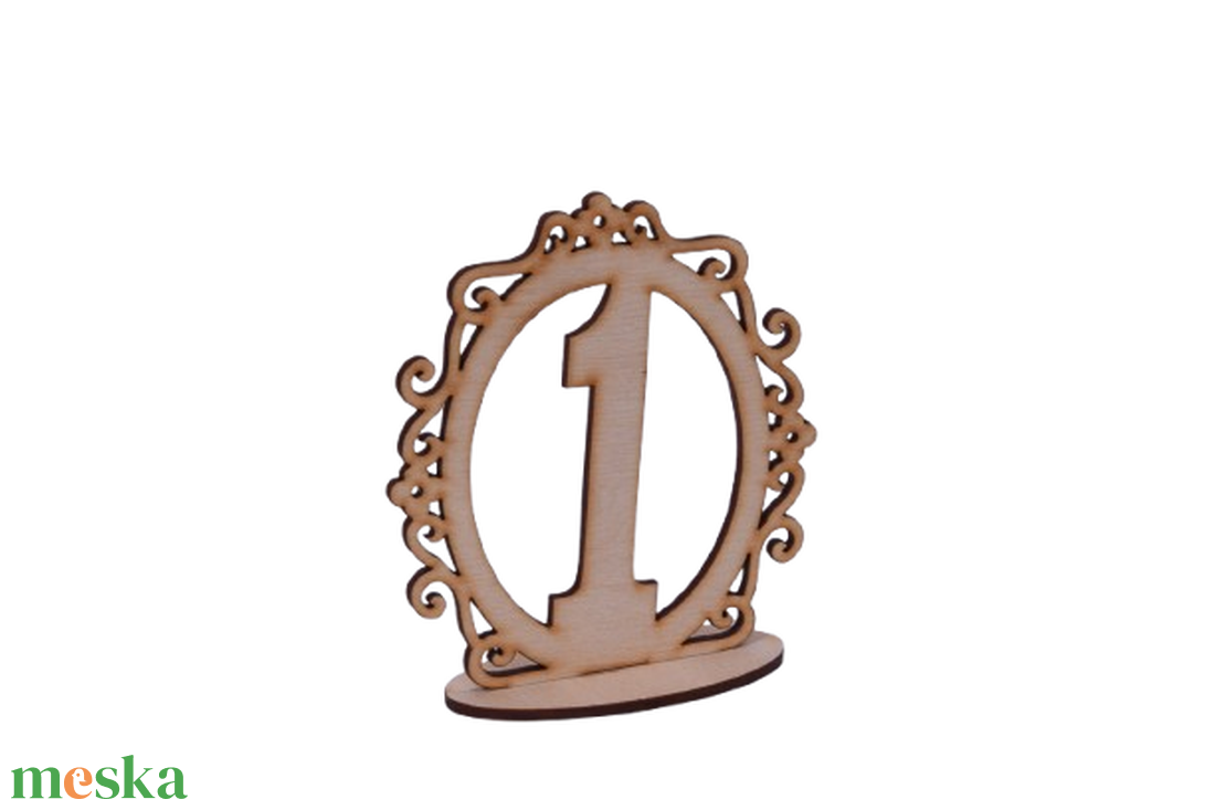 Gravírozott asztalszámívó - esküvő - dekoráció - tábla & jelzés - Meska.hu