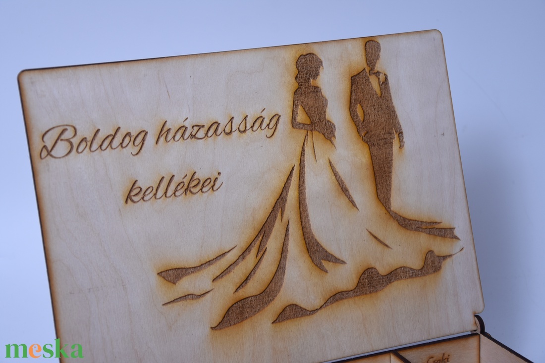 Gravírozott fadoboz � A boldog házasság kellékei - esküvő - emlék & ajándék - doboz - Meska.hu