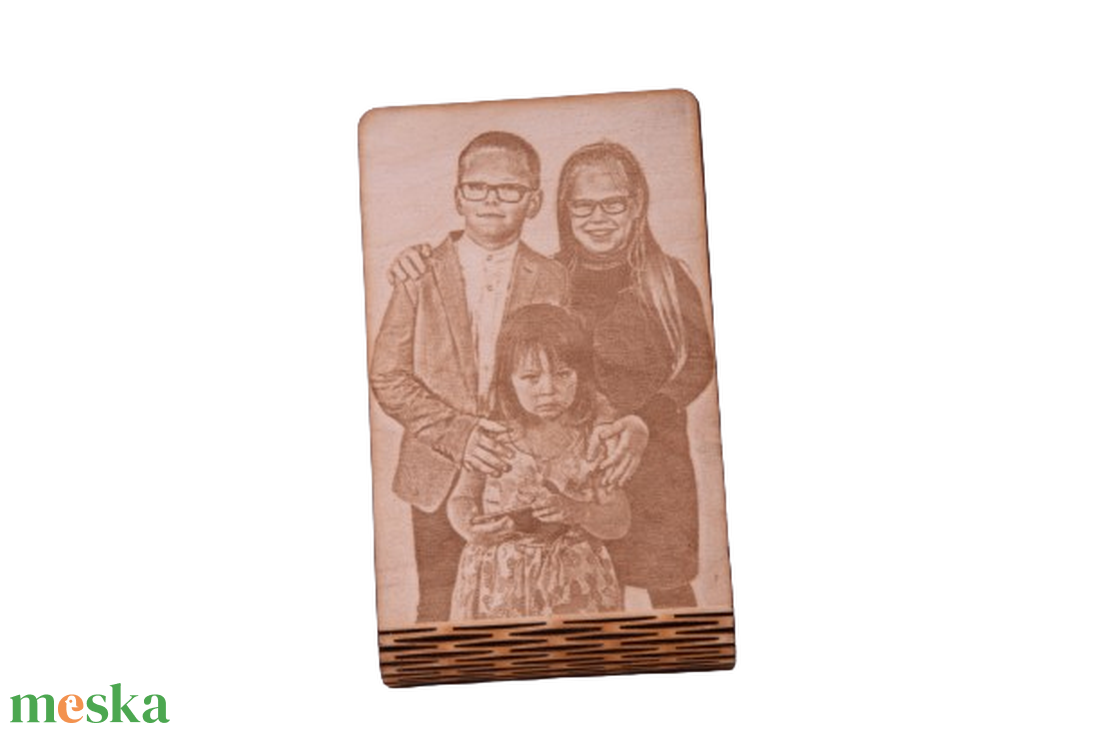 Gravírozott fotó hajlított lábbal - otthon & életmód - dekoráció - kép & falikép - fából készült kép - Meska.hu