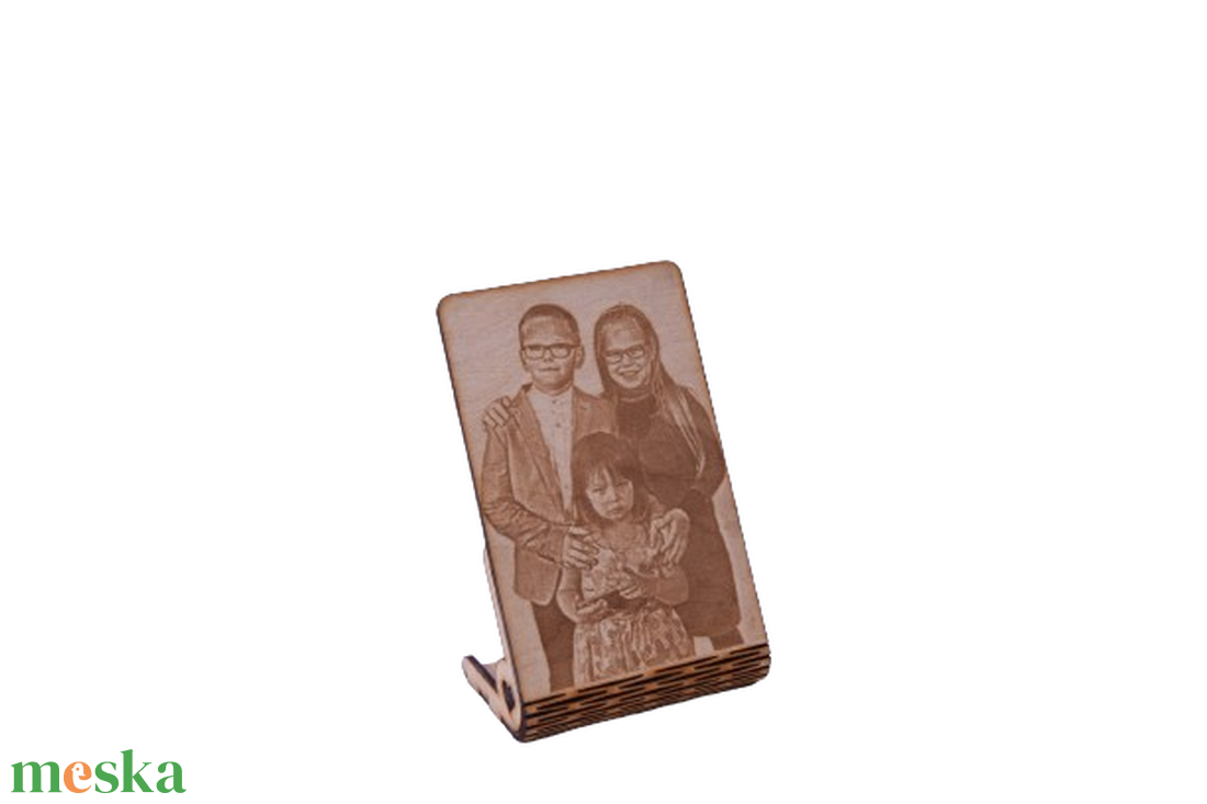 Gravírozott fotó hajlított lábbal - otthon & életmód - dekoráció - kép & falikép - fából készült kép - Meska.hu