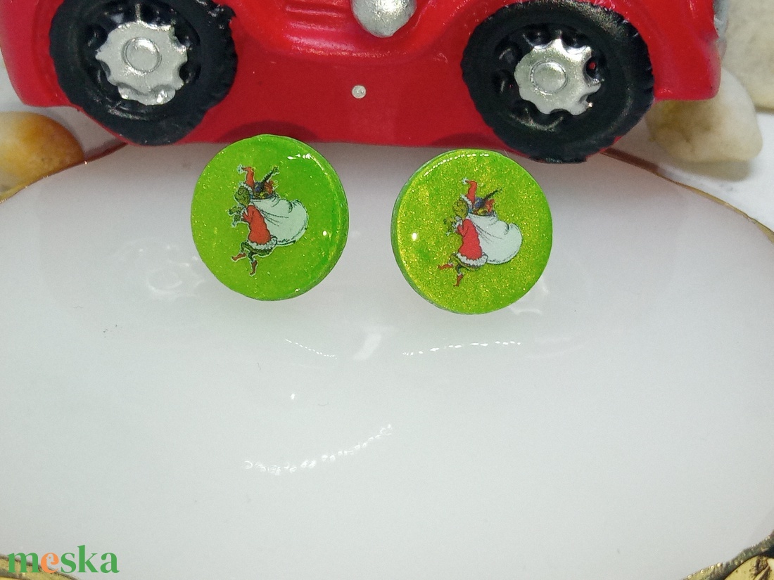 Grincs bedugós füli - ékszer - fülbevaló - lógó fülbevaló - Meska.hu