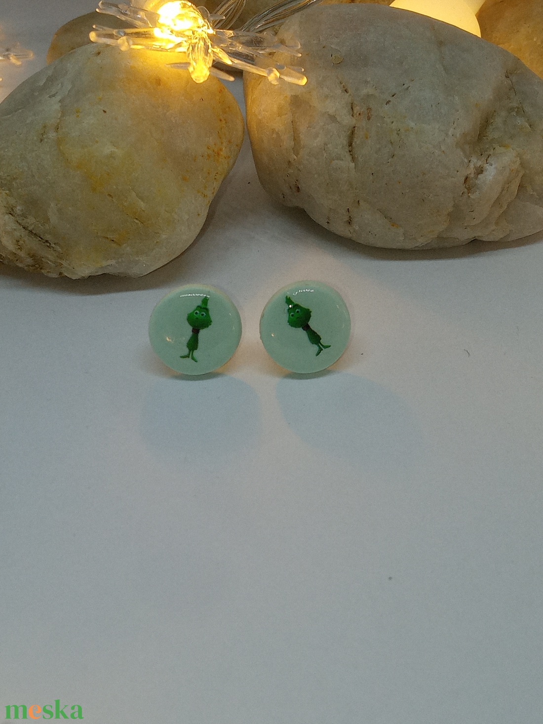 Grincs bedugós füli - ékszer - fülbevaló - lógó fülbevaló - Meska.hu