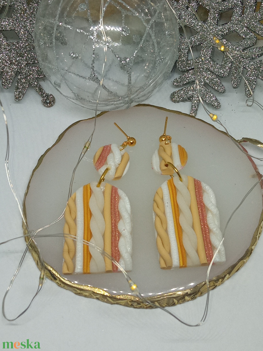 Kötött mintás lógó fülbevaló  - ékszer - fülbevaló - lógó fülbevaló - Meska.hu