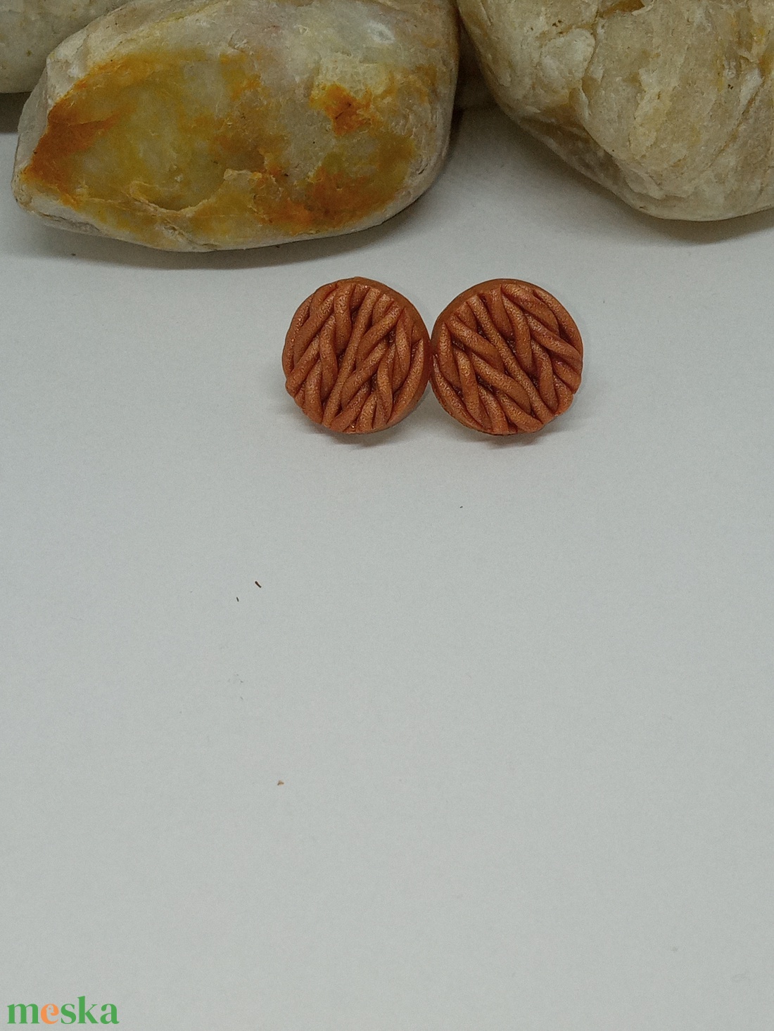 Kötött mintás bedugós fülbevaló  - ékszer - fülbevaló - klipsz - Meska.hu