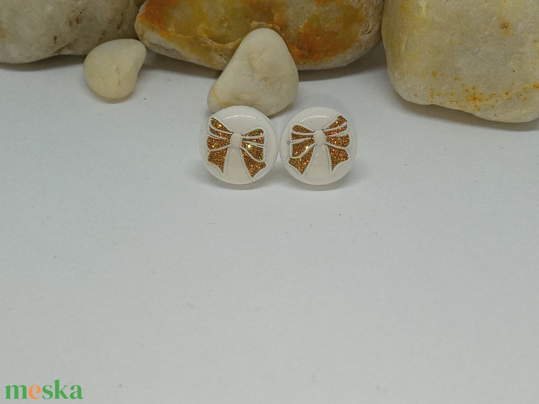 Karácsonyi mintás bedugós fülbevaló  - ékszer - fülbevaló - klipsz - Meska.hu