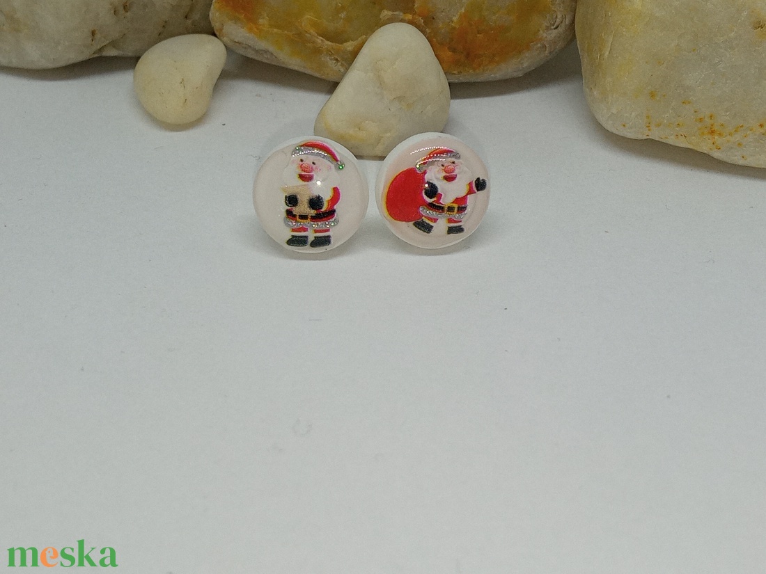 Mikulás mintás bedugós fülbevaló  - ékszer - fülbevaló - klipsz - Meska.hu