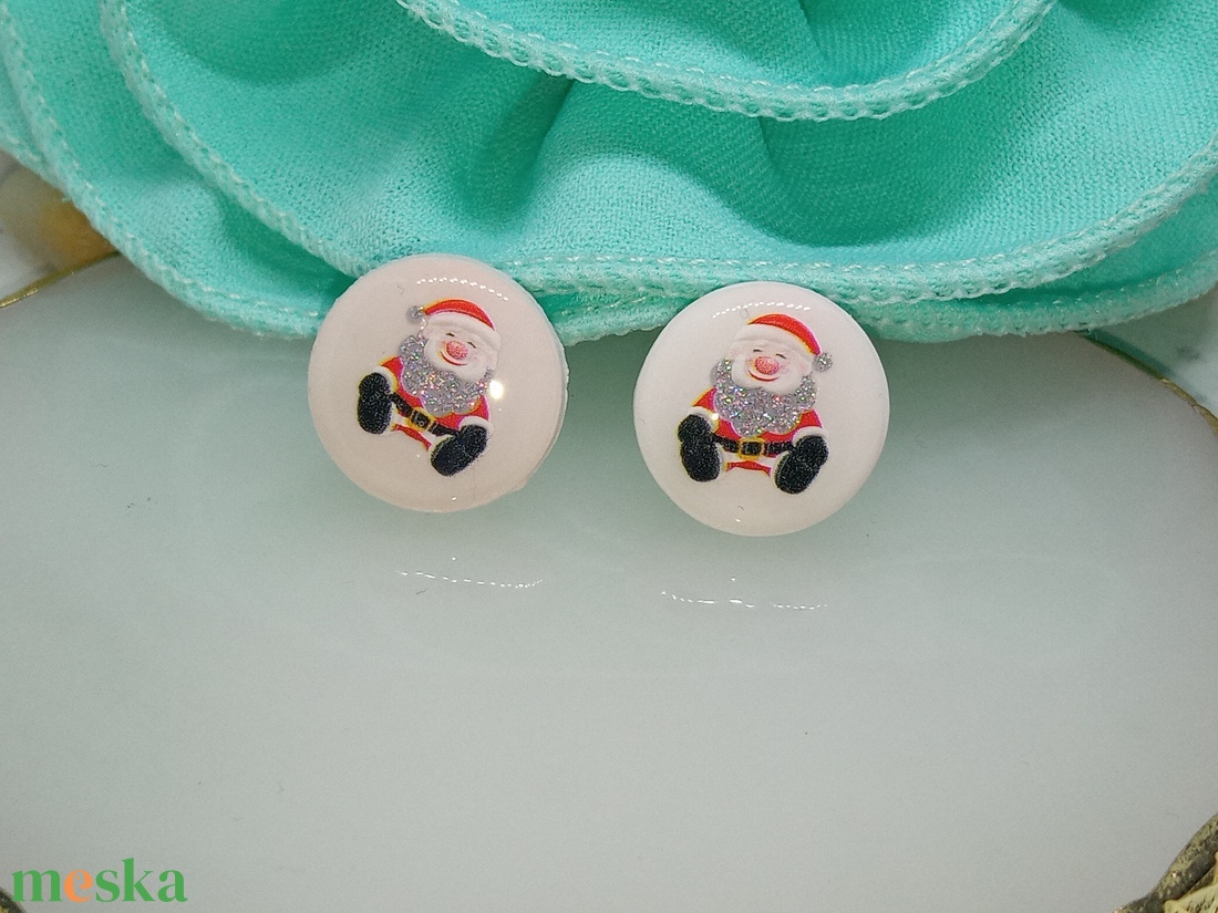 Mikulás mintás bedugós fülbevaló  - ékszer - fülbevaló - klipsz - Meska.hu