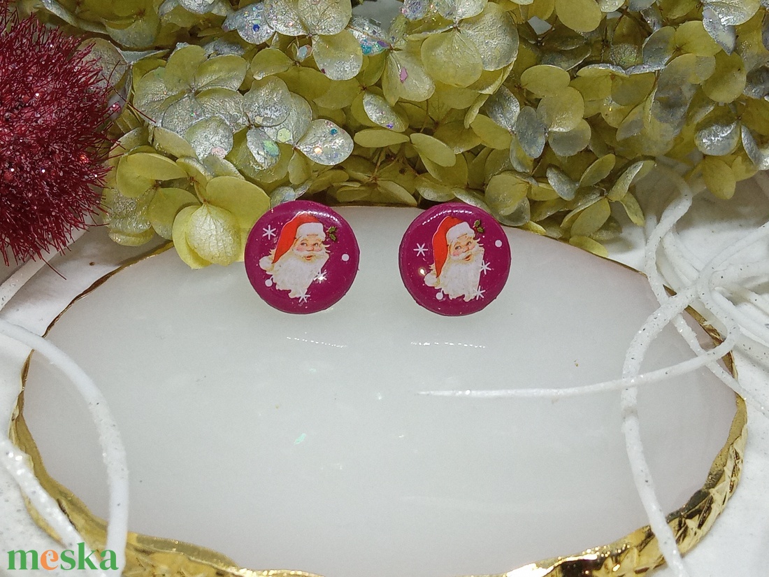 Mikulás mintás bedugós fülbevaló  - ékszer - fülbevaló - klipsz - Meska.hu